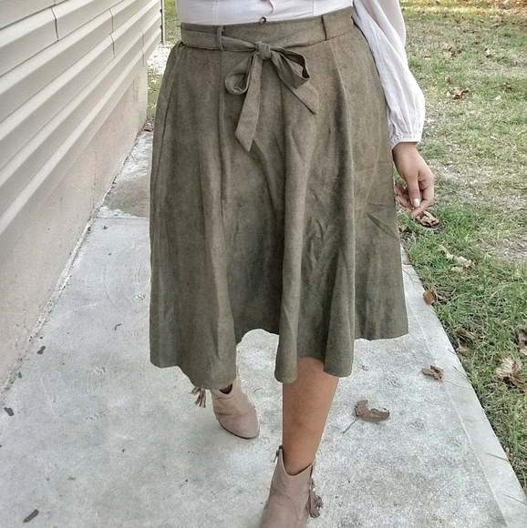 SWEETEST THING OLIVE GREEN MIDI SKIRT - Picture 8 of 16